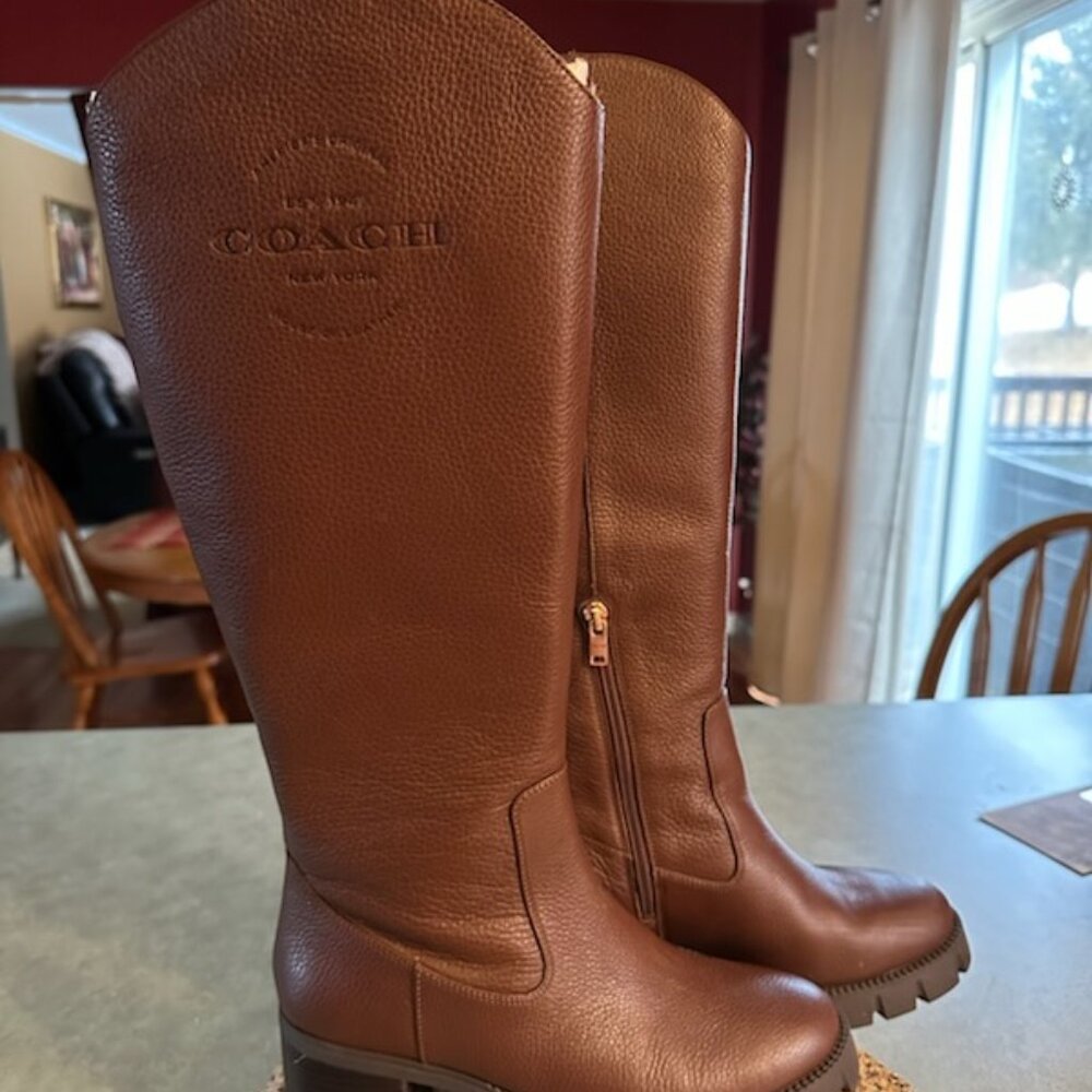 COACH Ciara Boots US 7.5B Leather
